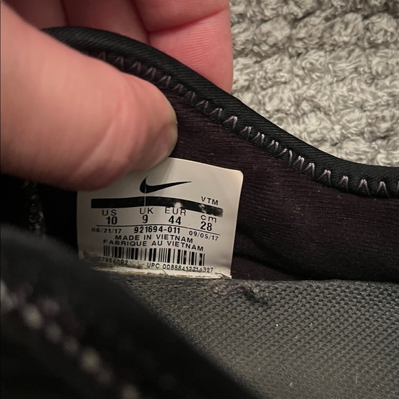 Nike Air Max Black Knit Sneakers - Picture 8 of 11